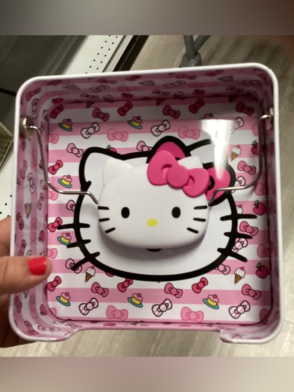 Sanrio Hello Kitty Metal Napkin Holder Pink and White City Scape